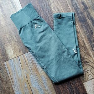 Oner Active Mineral Green Classic Seamless Leggings - XS Short